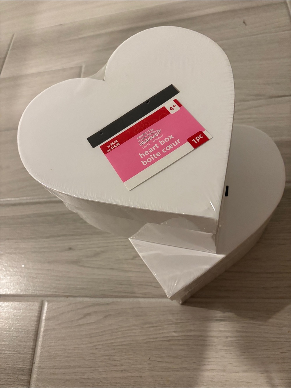 Set of 2 card slot Heart-Shaped Storage Boxes – White